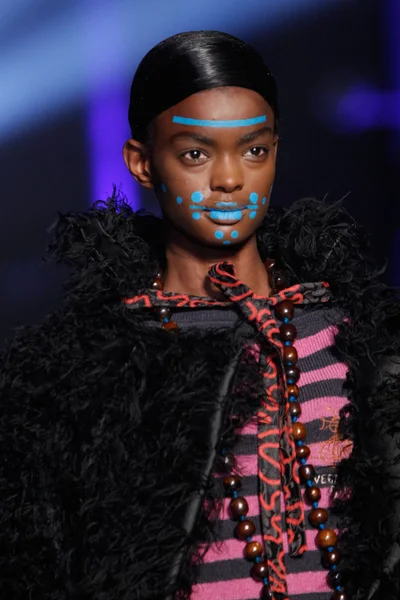 Look 18